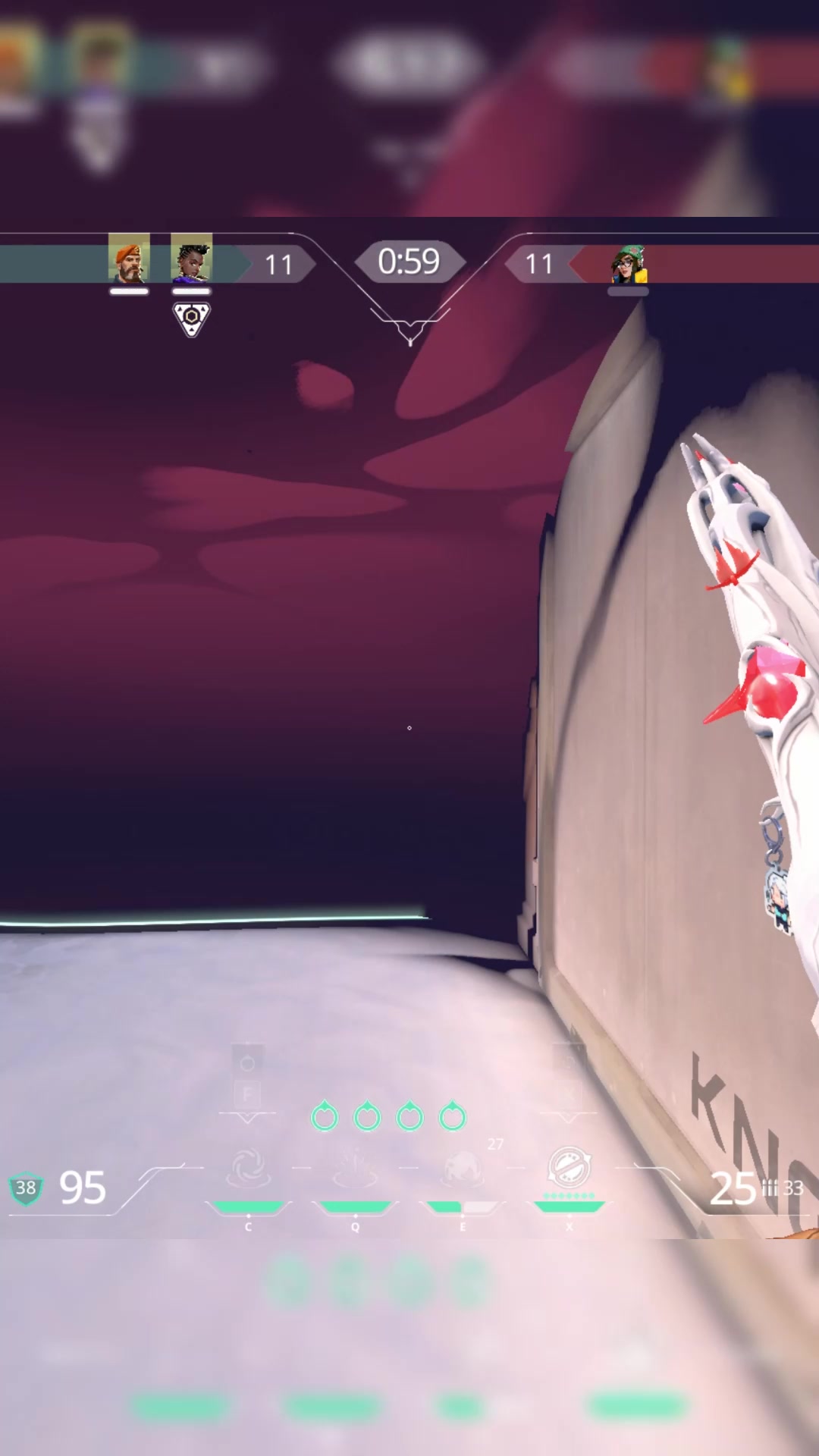 Ему пофиг, но он поддерживает