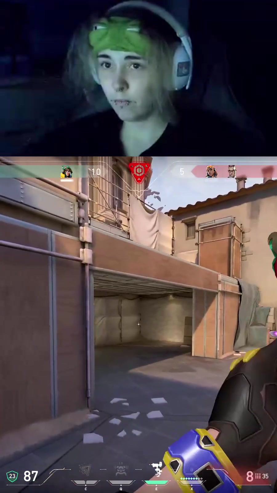 https://www.twitch.tv/soniikkks